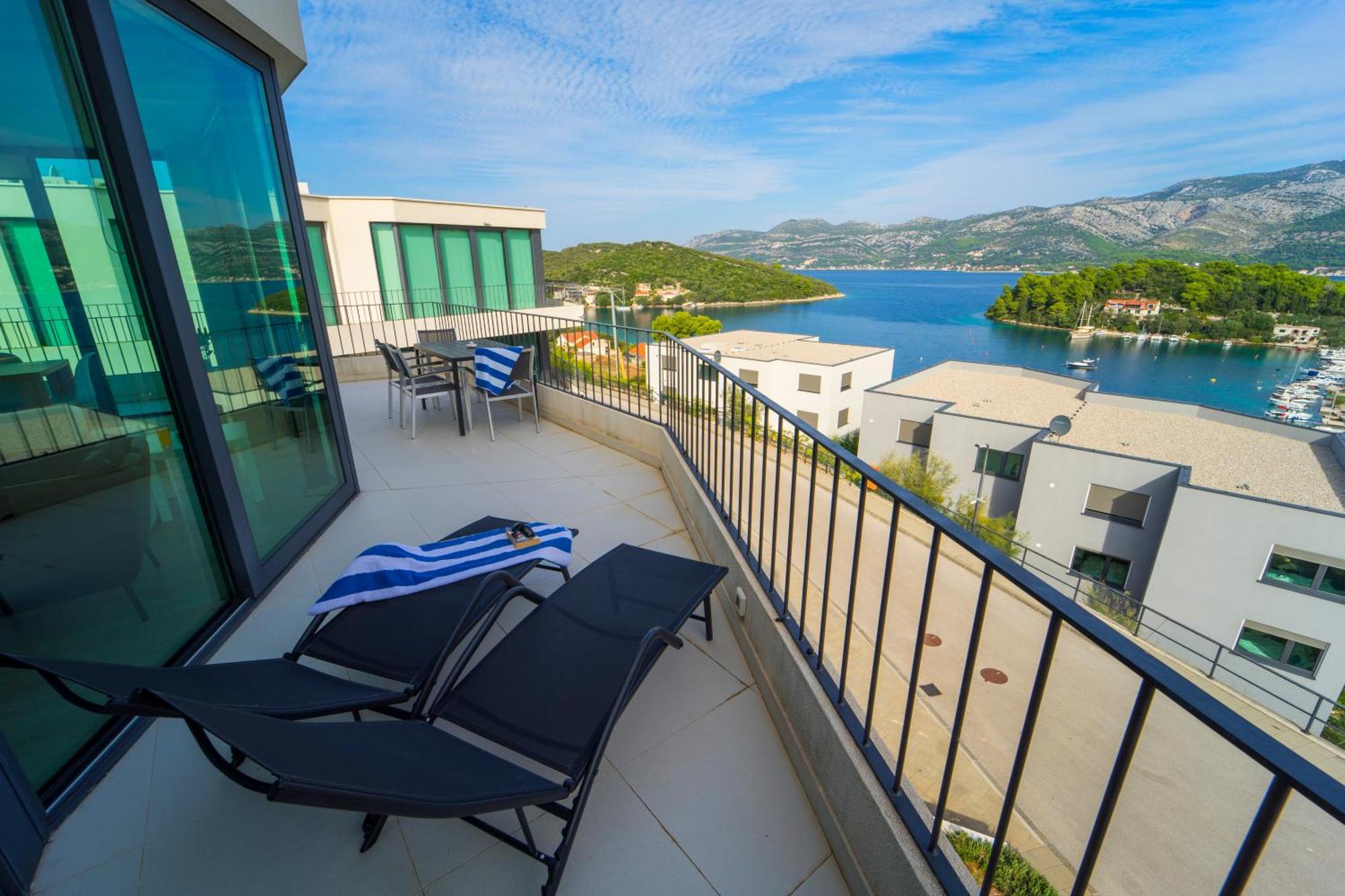 White Cloud Apartments كورتْشولا المظهر الخارجي الصورة